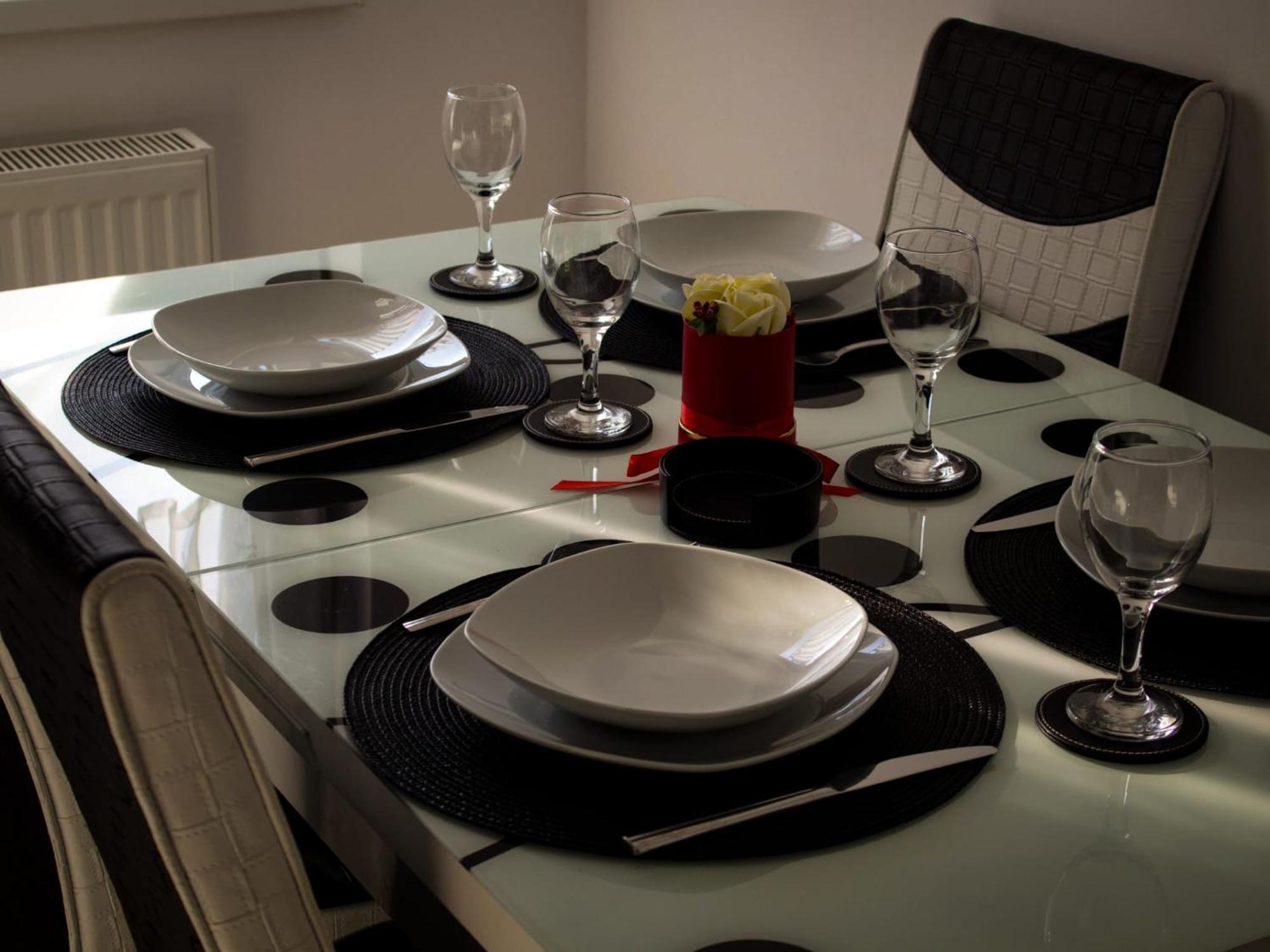 Green Apartaments Zărneşti Esterno foto